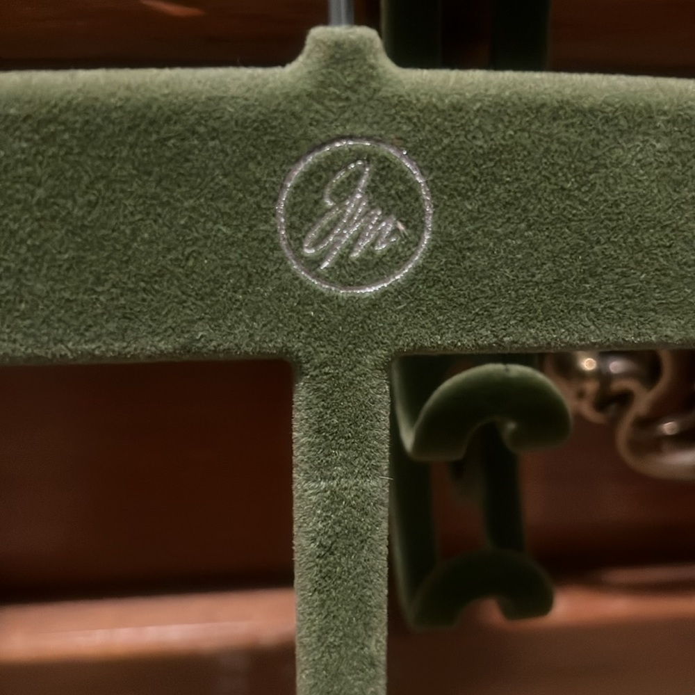 Green and black velvet Multi-Tier Hangers (3) - Picture 4 of 6